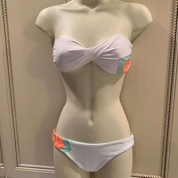 l*space Other - L*Space White &Coral Strapless Chevron Bikini XS S